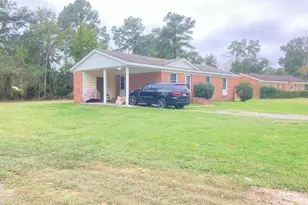 1405 Mockingbird Ln, New Bern, NC 28562 - Photo 4