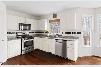 218 Oxford Hills Drive, Chapel Hill, NC 27514 - Photo 10