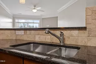 10511 Rosegate Ct, Raleigh, NC 27617 - Photo 12