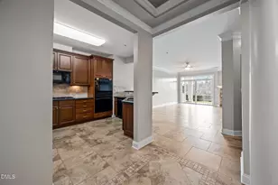 10511 Rosegate Ct, Raleigh, NC 27617 - Photo 4