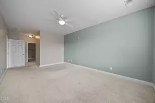 10511 Rosegate Ct, Raleigh, NC 27617 - Photo 16