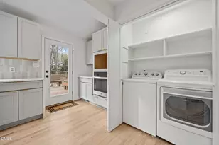 105 Oakstone Dr, Chapel Hill, NC 27514 - Photo 36