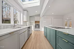 105 Oakstone Dr, Chapel Hill, NC 27514 - Photo 4