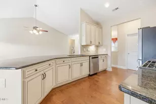 560 Olsen, Elon, NC 27244 - Photo 16