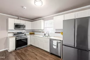 401 Moline St, Durham, NC 27707 - Photo 6