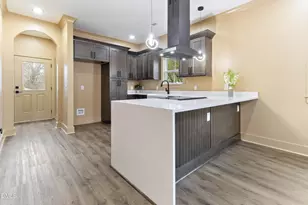 2324 Radiance Dr, Burlington, NC 27215 - Photo 14