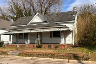 104 Ash St E, Wilson, NC 27893 - Photo 2