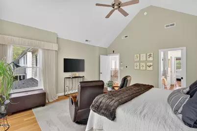 302 Edgewater Circle, Chapel Hill, NC 27516 - Photo 34