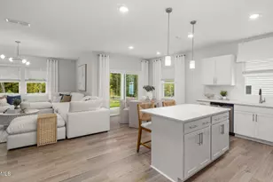 604 Westford Dr, Sanford, NC 27330 - Photo 2