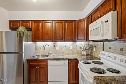 107 Cooper Glen Place #Unit 2, Chapel Hill, NC 27517 - Photo 6