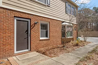 107 Cooper Glen Place #Unit 2, Chapel Hill, NC 27517 - Photo 2