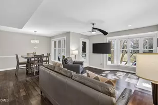 1031 Wirewood Dr, Raleigh, NC 27605 - Photo 8