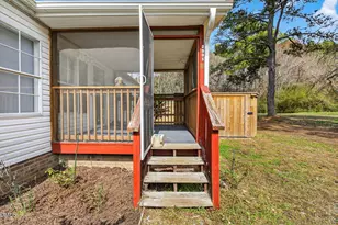 2001 Auburn Rd, Raleigh, NC 27610 - Photo 4