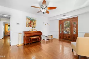 821 Woodburn Rd, Raleigh, NC 27605 - Photo 4