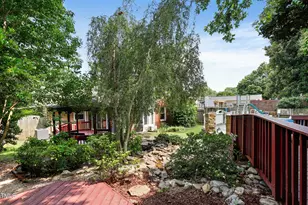 821 Woodburn Rd, Raleigh, NC 27605 - Photo 32