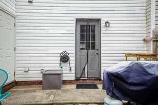 2213 Violet Bluff Ct, Raleigh, NC 27610 - Photo 22