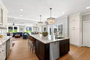 2638 Lakeview Dr, Raleigh, NC 27609 - Photo 20