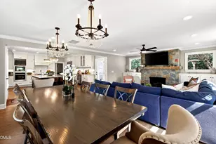 2638 Lakeview Dr, Raleigh, NC 27609 - Photo 12