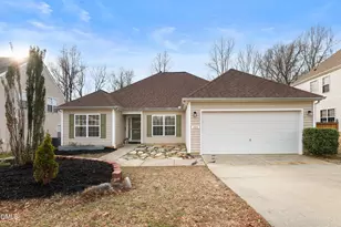 808 Red Oak Tree Dr, Fuquay Varina, NC 27526 - Photo 2