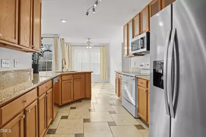 808 Red Oak Tree Drive, Fuquay-Varina, NC 27526 - Photo 8