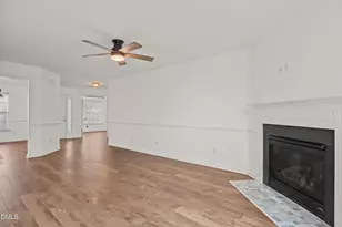808 Red Oak Tree Dr, Fuquay Varina, NC 27526 - Photo 6