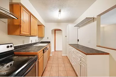 501 Jones Ferry Road #Unit N9, Carrboro, NC 27510 - Photo 8