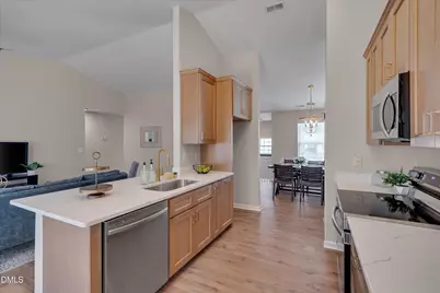 5530 Spindlewood Court, Durham, NC 27703 - Photo 14