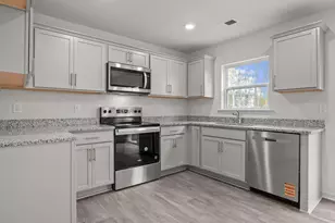 3611 Huntsmoor Ln NW, Wilson, NC 27896 - Photo 8