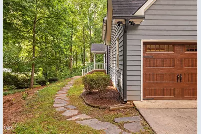101 Springbrook Place, Cary, NC 27518 - Photo 4