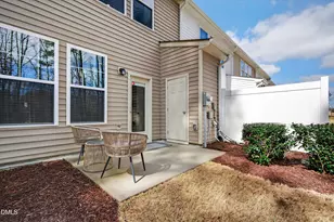 1000 Sweet Woodruff Dr, Zebulon, NC 27597 - Photo 12