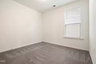6434 Crown Pkwy, Durham, NC 27703 - Photo 16