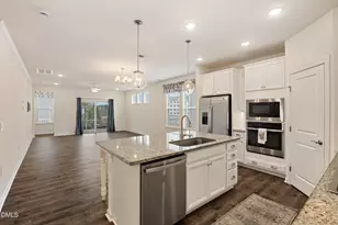 6434 Crown Pkwy, Durham, NC 27703 - Photo 2