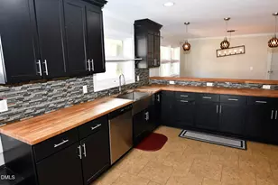 320 Crescent Dr, Clayton, NC 27520 - Photo 4