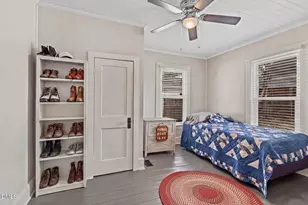 310 N 6th St, Smithfield, NC 27577 - Photo 14