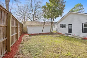310 N 6th St, Smithfield, NC 27577 - Photo 26
