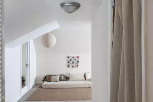 111 W Markham Ave, Durham, NC 27701 - Photo 32