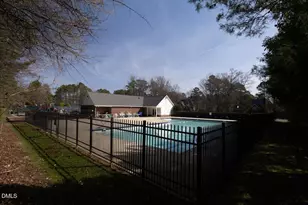 112 Stratford Dr, Chapel Hill, NC 27516 - Photo 64