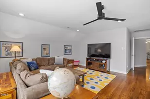 112 Stratford Dr, Chapel Hill, NC 27516 - Photo 54