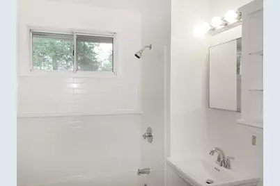 408 Hickory Drive #Main, Chapel Hill, NC 27517 - Photo 12