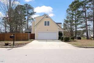 101 Brant Point Pl, Cary, NC 27513 - Photo 4