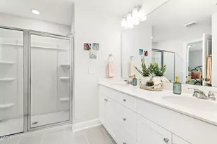 544 Barrington Row Ave, Zebulon, NC 27597 - Photo 16