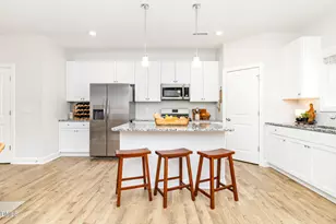 544 Barrington Row Ave, Zebulon, NC 27597 - Photo 10