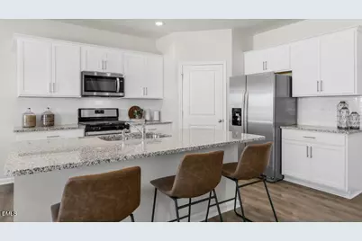 510 Ashley Run, Sanford, NC 27330 - Photo 4