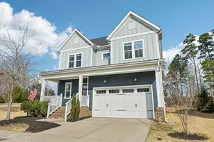 572 Beacon Ridge Blvd, Chapel Hill, NC 27516 - Photo 2