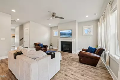 572 Beacon Ridge Boulevard, Chapel Hill, NC 27516 - Photo 10