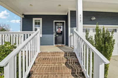 572 Beacon Ridge Boulevard, Chapel Hill, NC 27516 - Photo 6