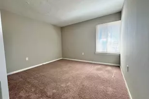 500 Umstead Dr, Chapel Hill, NC 27516 - Photo 6