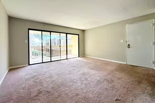 500 Umstead Dr, Chapel Hill, NC 27516 - Photo 2