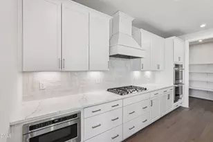 140 Sunny Gln Ct, Fuquay Varina, NC 27526 - Photo 8