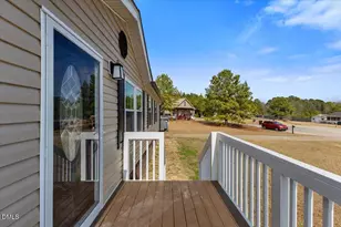 21 Stonewall Ct, Sanford, NC 27332 - Photo 8